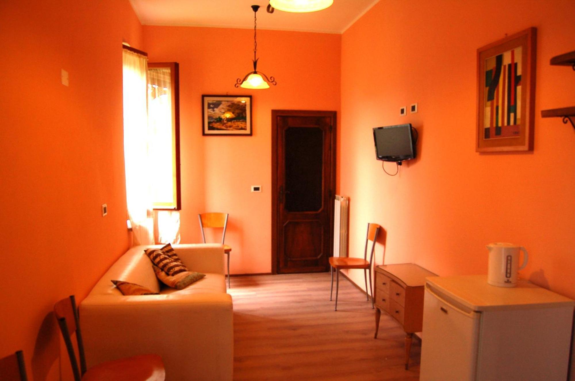 Borgo Nuovo San Martino Guest House Ambra Ngoại thất bức ảnh