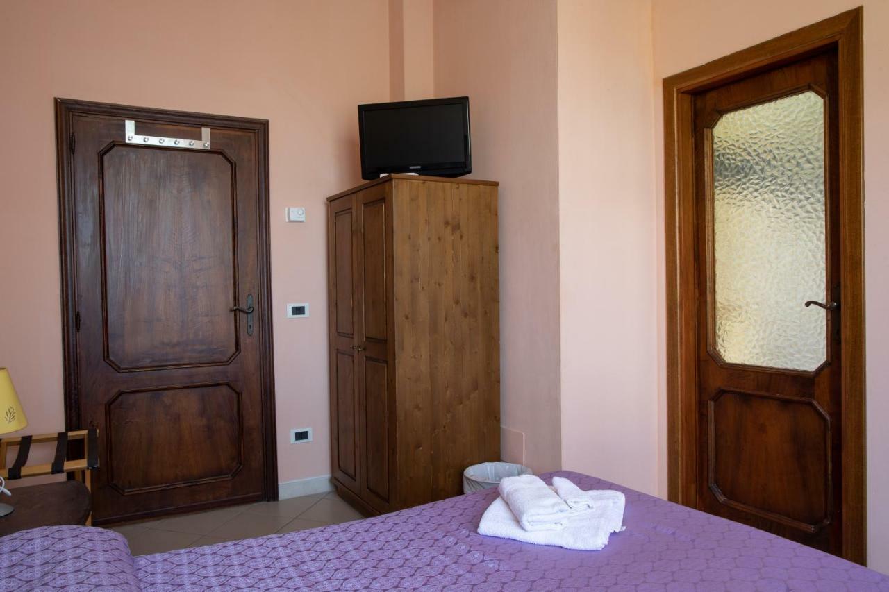 Borgo Nuovo San Martino Guest House Ambra Ngoại thất bức ảnh